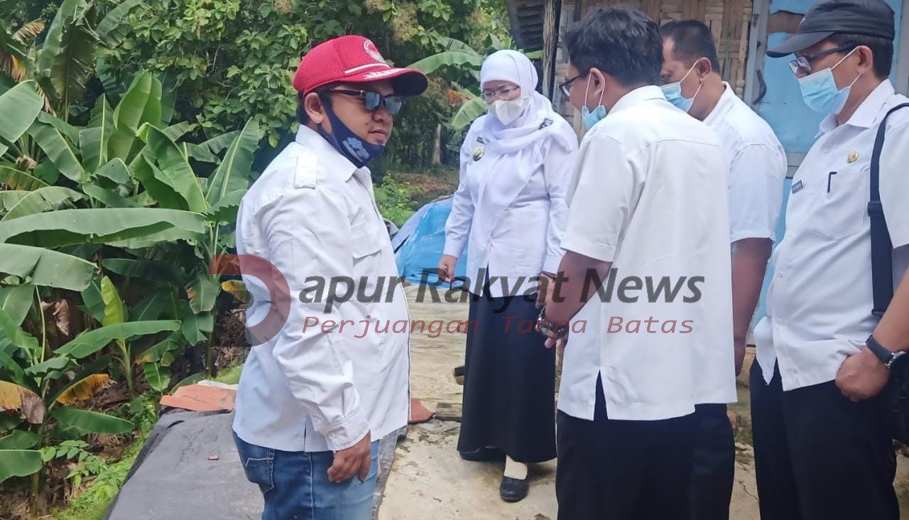 Wabup Sumenep Kunjungi Lokasi Tanah Longsor Ancam Pemukinan Warga