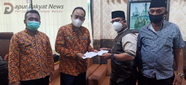 Tomas Saobi Datangi Kantor BKPSDM Tindaklanjuti Kasus Pj