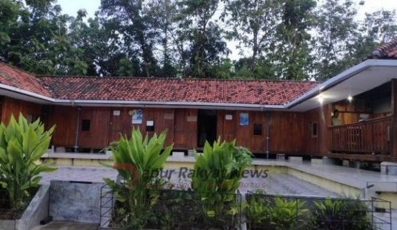 Cegah Laju Kasus Covid-19, GUSDURian Peduli Wujudkan Compok Sehat Sumenep