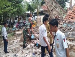 Akibat dimakan Usia, Sebuah Mushola di Aria Pemandian Ambruk