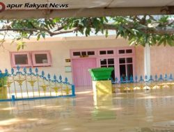 Sejak tadi Malam Kota Sampang Terendam Banjir, Ketinggian Air Mencapai 1,5 Meter