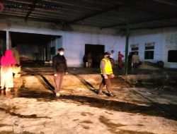 Parkir digudang Tembakau, Mobil Milik Warga Kapedi Hangus Terbakar