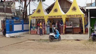 Emak-emak Bhayangkari Ranting Satui Gelar Pasar Ramadhan, ada Aneka Minuman dan Takjil Lho!