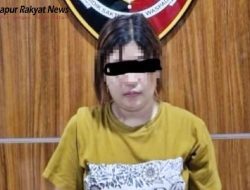 Perempuan Berparas Cantik Pedagang Makanan di Kawasan Terminal Kelua, Nyambi Ngepul Togel