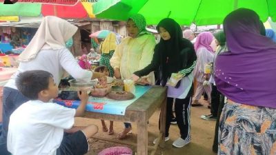 Pekan Religi Ramadhan, OSIS SMA Negeri 1 Arjasa Bagi 700 Takjil