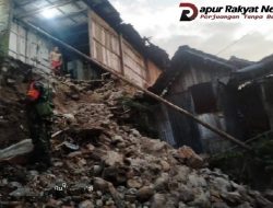 Sinergitas TNI Polri Lakukan Pengecekan Korban Bencana Longsor di Desa Sumber Anyar