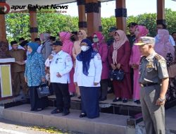 Peringati HUT PMI 77, Bupati Karna Situbondo Lepas Kirab Pataka