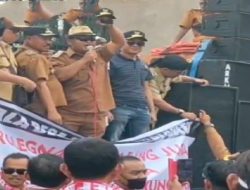 Sekjen APDESI Cabang Situbondo Turut Kobarkan Semangat Tuntut Kenaikan Masa Jabatan