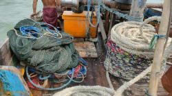 Diduga Lakukan Illegal Fishing, 8 Perahu dan ABK Diamankan Ditpolairud Polda Jatim