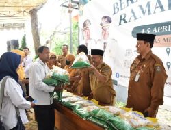 Bupati Karna Situbondo Hadiri dan Apresiasi Bazar Pasar Murah 