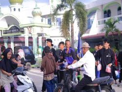 IKS.PI Kera Sakti Ranting Tapan Berbagi Takjil Kepada Masyarakat Tapan.