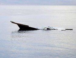 Bawa Material Bangunan, Satu Unit Kapal Tenggelam 2 Orang Hilang di Pessel
