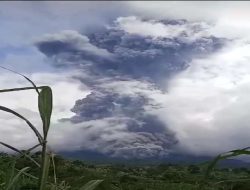 Breaking News! Gunung Marapi Sumatera Barat Alami Erupsi, Status Waspada 
