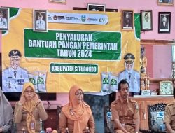 Wakil Bupati Situbondo Bagikan Bantuan Pangan, Begini Tanggapan Kades Asembagus