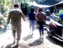 Asik Mangkal di Warung Remang-Remang, 2 Perempuan Diduga PSK Diamankan Satpol PP Situbondo