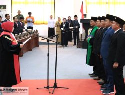Empat Orang Pimpinan DPRD Sampang 2024-2029 Resmi Disumpah