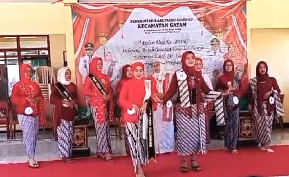 Penuh Warna dan Budaya, Fashion Show Adat Nusantara Meriahkan HUT RI ke 80 di Kecamatan Gayam 2 Kecamatan Gayam