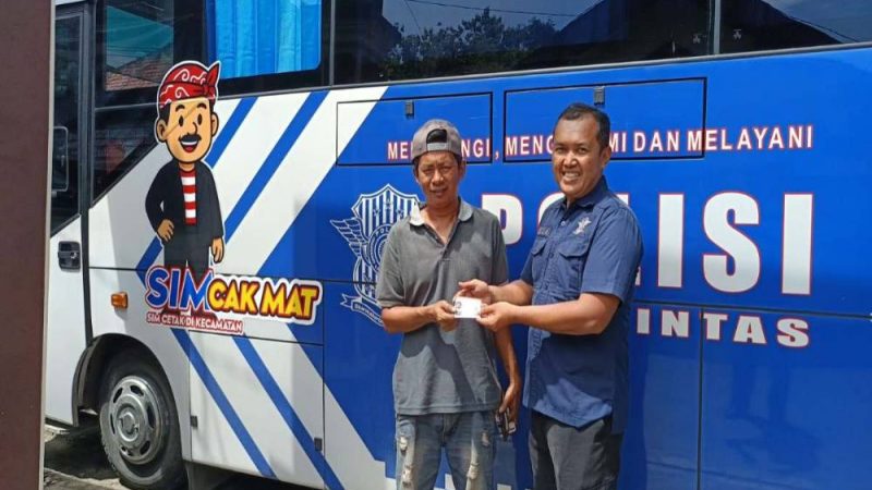 Satlantas Polres Sampang Gelar Layanan SIM CAK MAT di Robatal Sampang