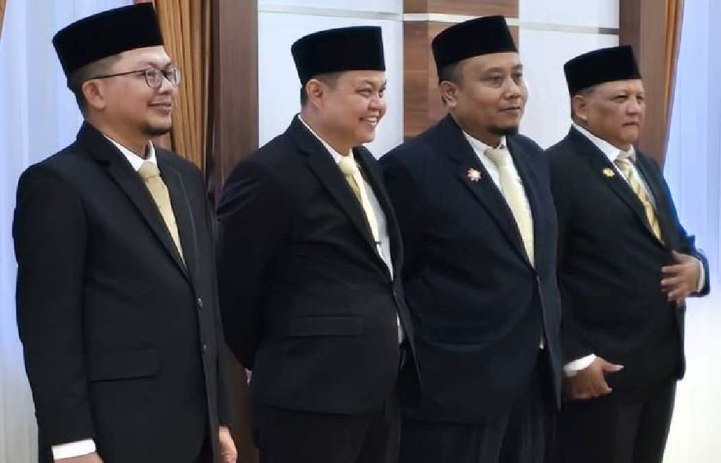 Bupati Sumenep Lantik 4 Pejabat Baru, Perkuat Kinerja Pemerintahan dan Kebijakan Strategis 2 Bupati