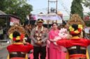 AKBP Anang Hardiyanto saat memasuki Halaman Mapolres Sampang saat acara Sertijab Kapolres Sampang, pada Rabu (29/7/2026).