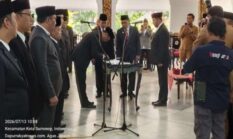 Bupati Sumenep Lantik 25 Pejabat Administrator, Dorong Birokrasi Lebih Profesional