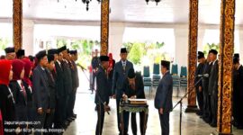 Salah satu pejabat yang dilantik saat penandatanganan yang dilakukan oleh Wakil Bupati Sumenep. 