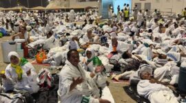 Jamaah Haji Tahun 2026 asal Kabupaten Sumenep saat melaksanakan salah satu rukun haji di Musdhalifa. 