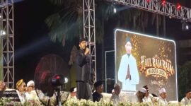 Bupati Sumenep Achmad Fauzi Wongsojudo saat memberikan sambutan di acara Haul Raja Raja Madura. 